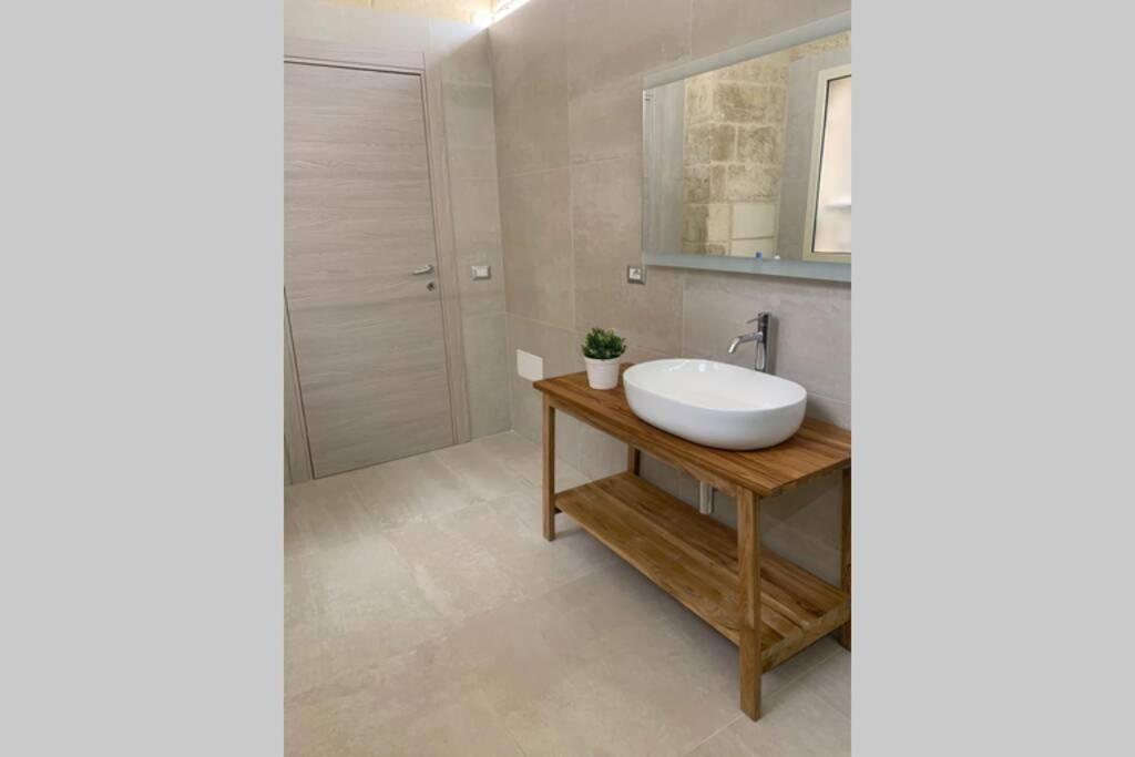 Casa Loca Intera Casa A Due Passi Da Porta San Biagio Vakantiehuis Lecce